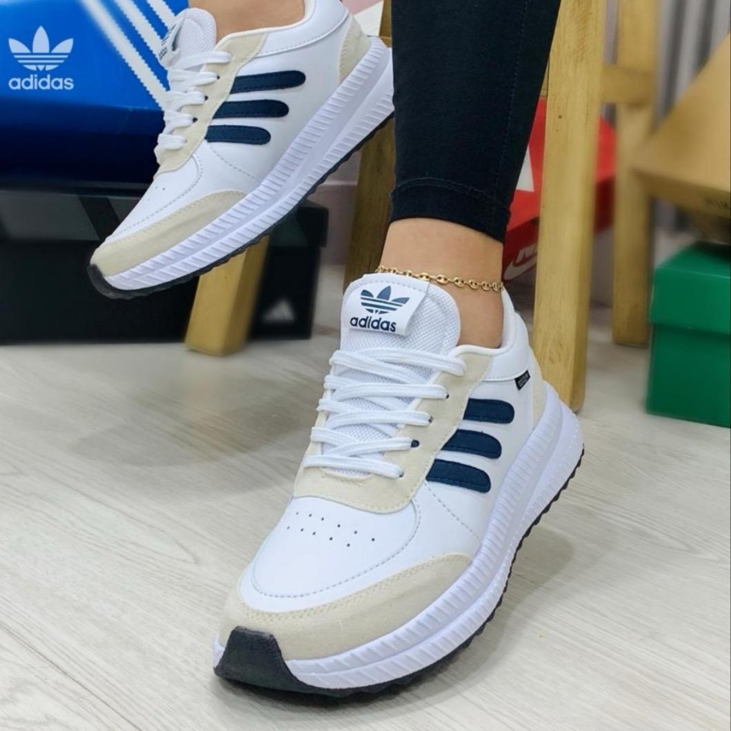 Tenis Adidas (1792722)