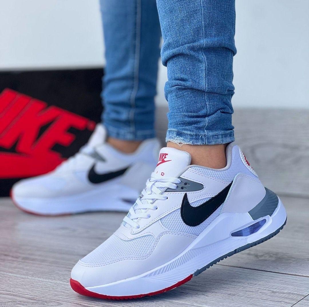 Tenis Nike (1807365)